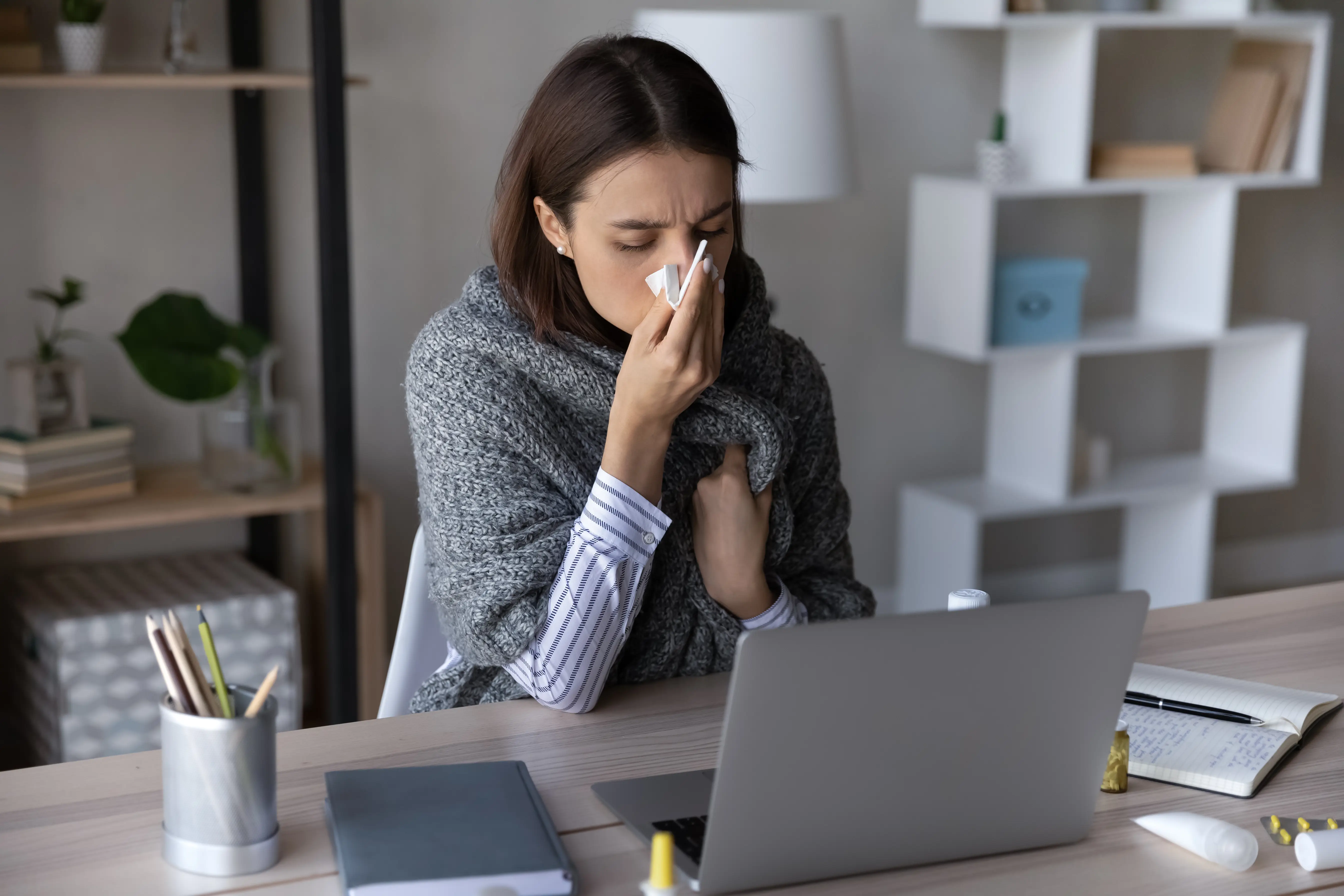 woman with flu